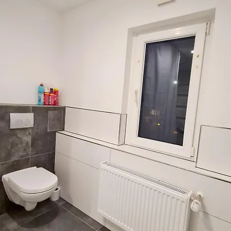 Work & In * Rodenbach (Main-Kinzig)